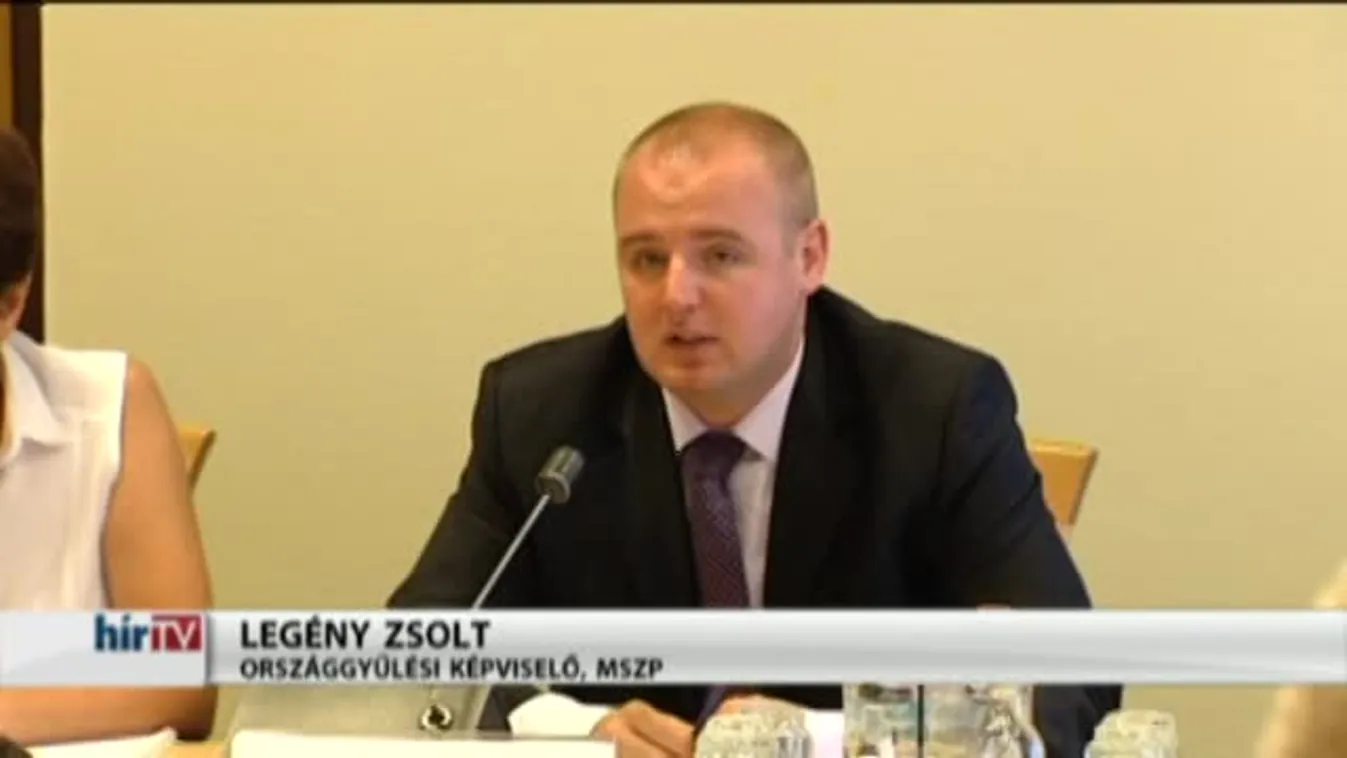 "A kormány döntése tűrhetetlen és tarthatatlan"