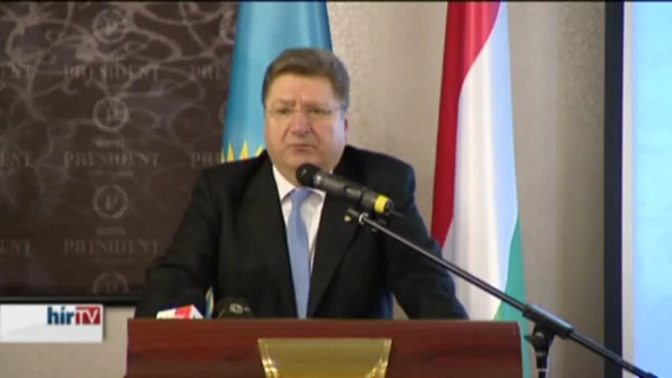 A magyar-kazah gazdasági fórum ülése Budapesten