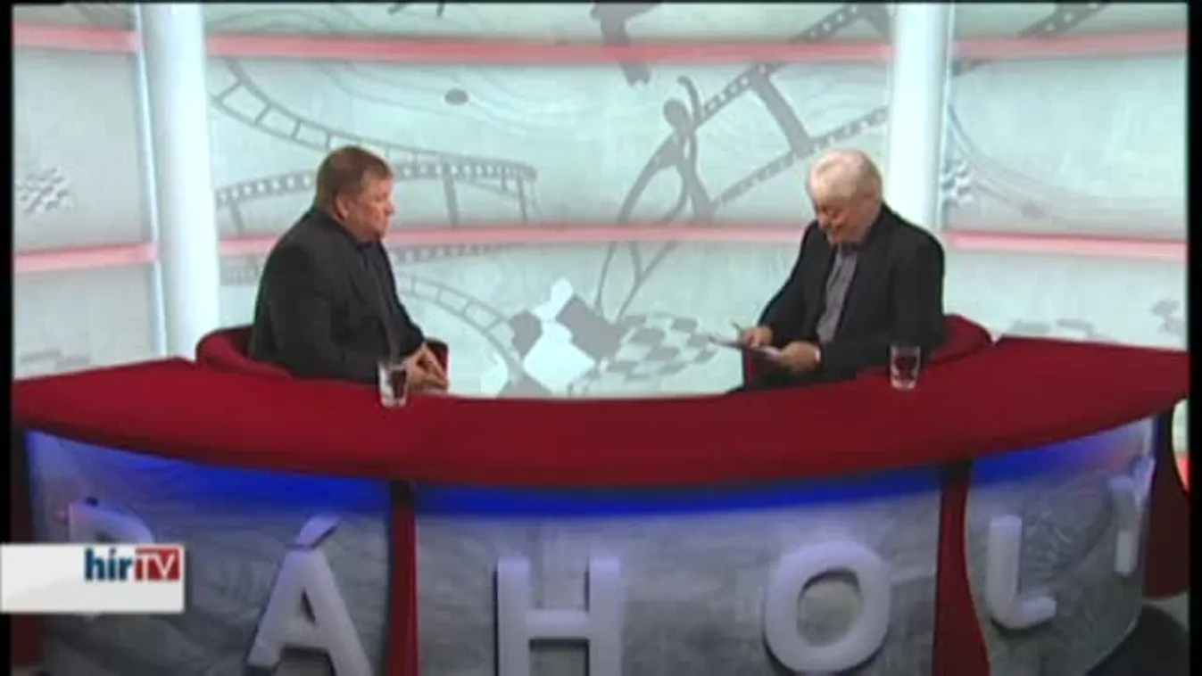 Páholy - Nő a színházak látogatottsága