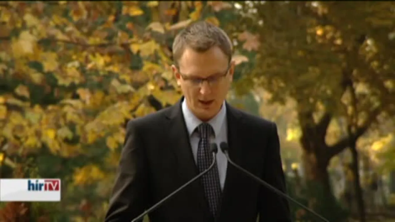 70 éve halt meg Radnóti Miklós, költő