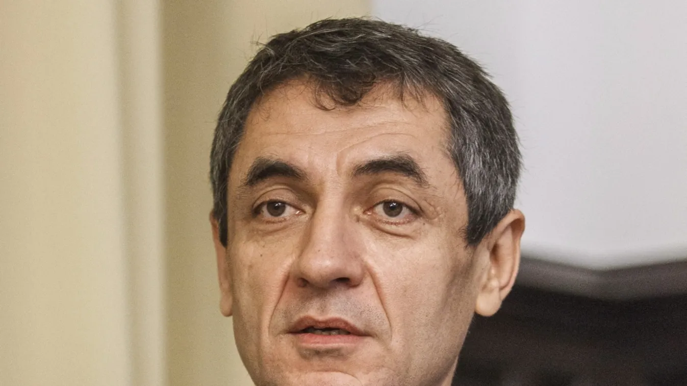 Potápi Árpád János a romániai és a szlovákiai fejleményekről