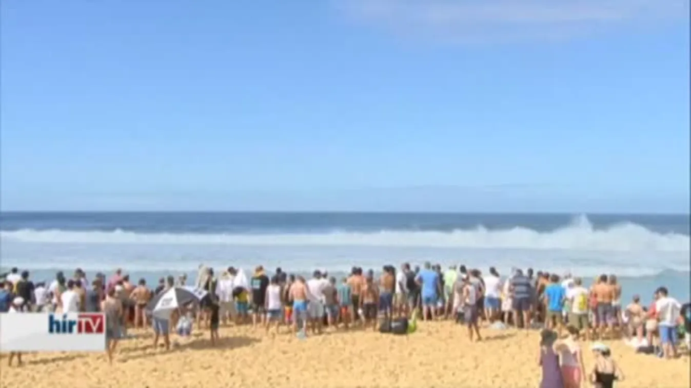 Szörfverseny a Hawaii-szigeteken