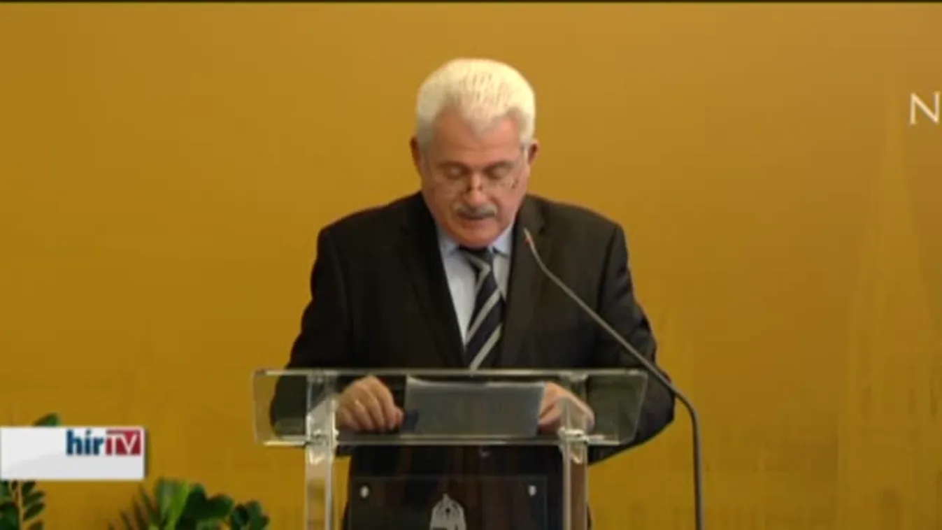 Fónagy: 334 milliárd forintot takarítottak meg az emberek a rezsicsökkentéssel