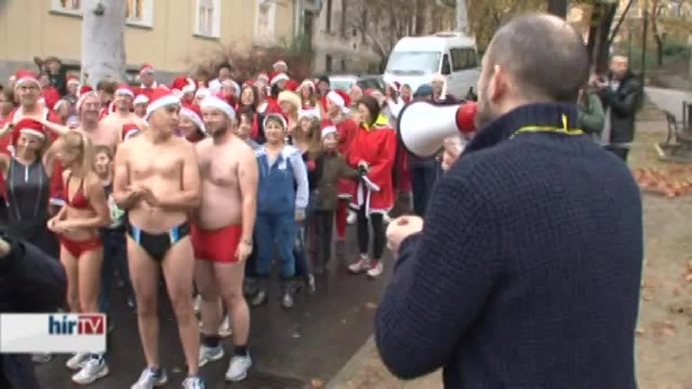 Jótékonysági fürdőruhás Mikulás-kocogás Pécsett
