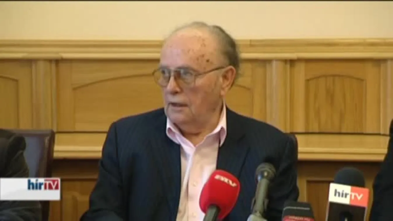 250 milliárd forintos kiesést hozhat a vasárnapi zárva tartás