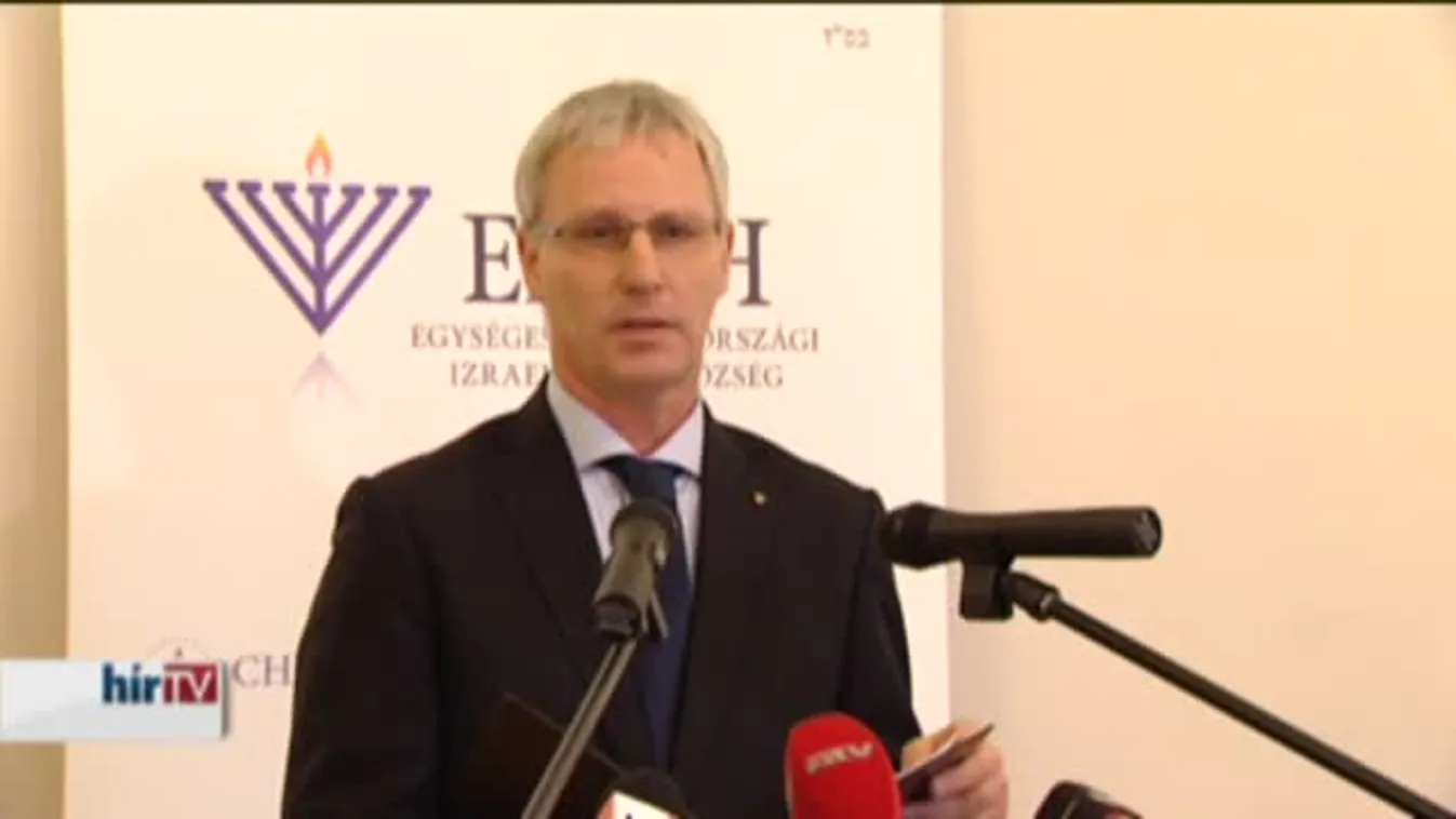 A TudáShalom című vándorkiállítás megnyitója az ELTE-n