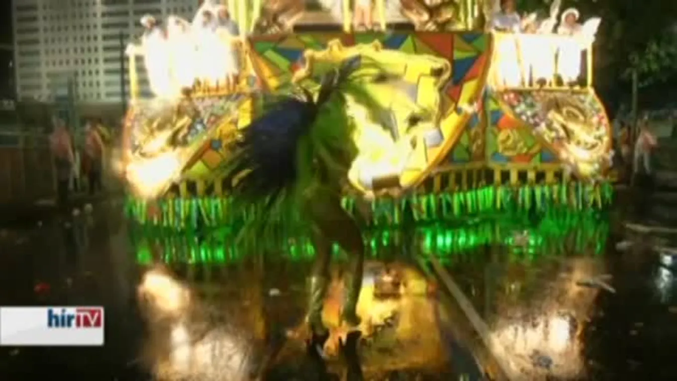 Felfedező – Drónpincér