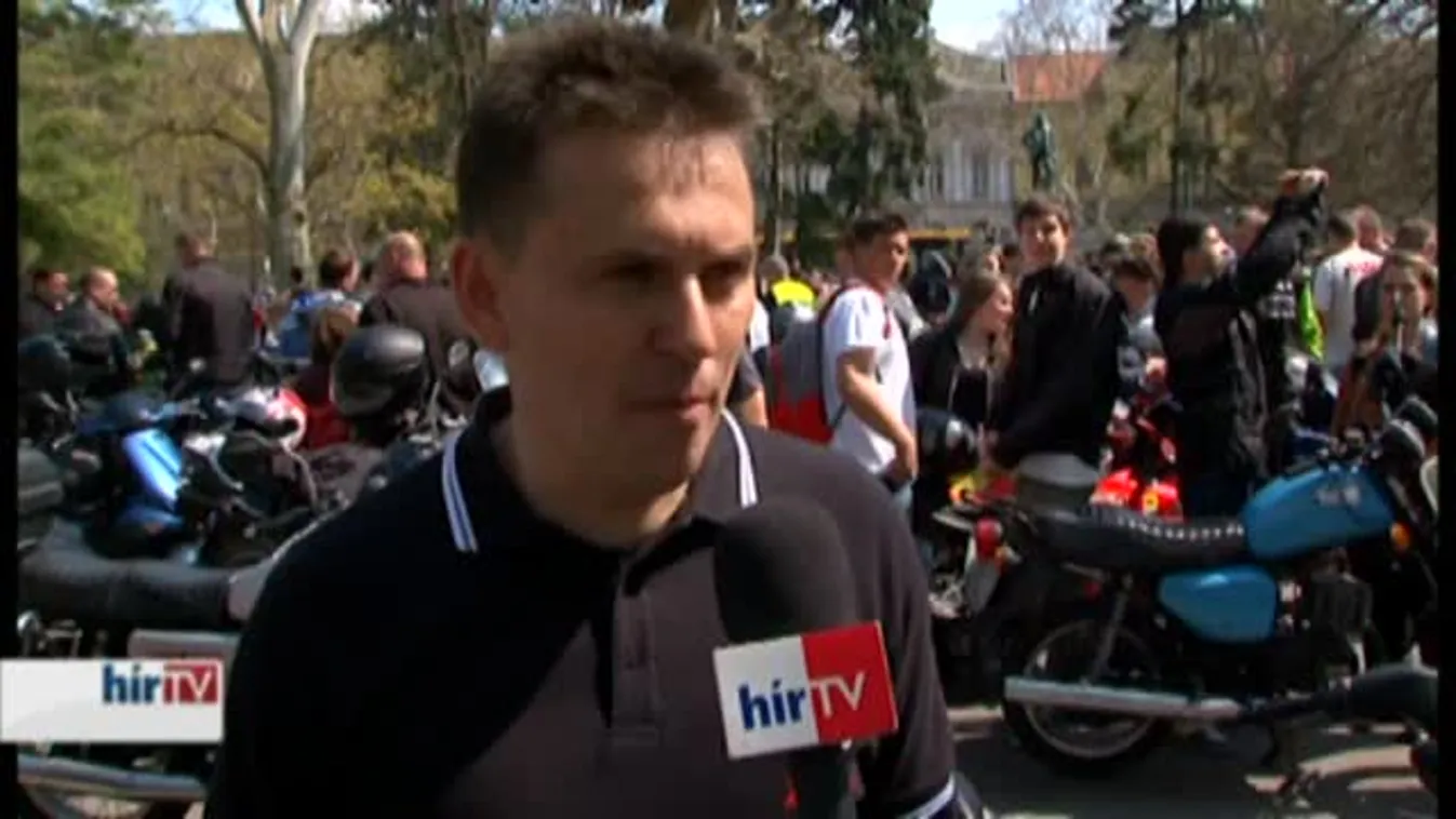 Motoros felvonulás Szegeden