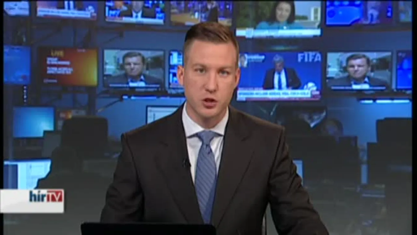 Hadihajó a Balatonon