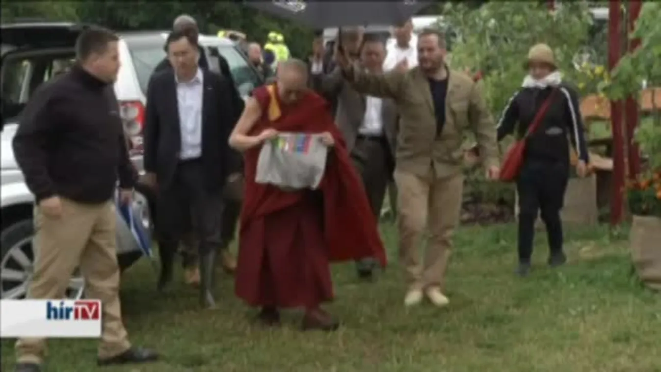 A dalai láma a brit Glastonbury zenei fesztiválon