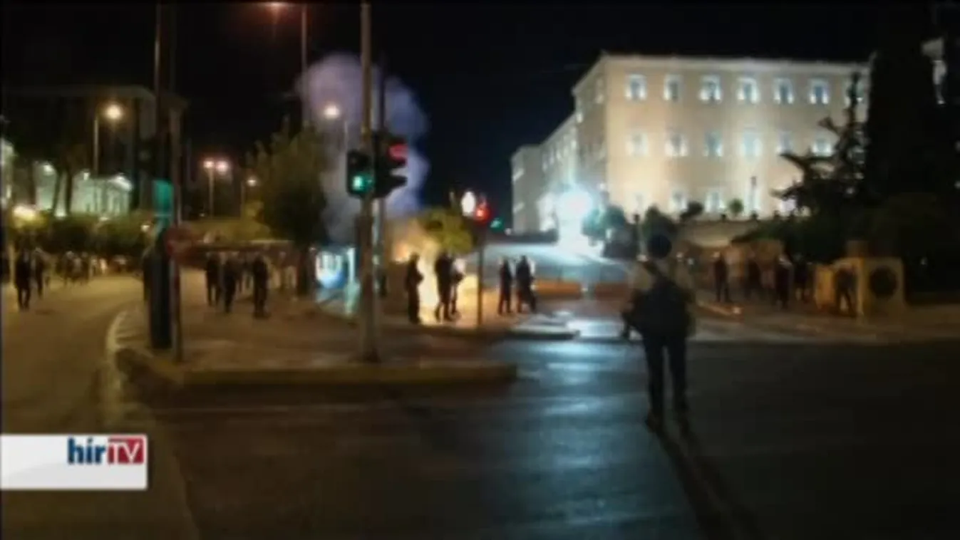 Megszavazva – jöhetnek az újabb hiteltárgyalások Görögországgal