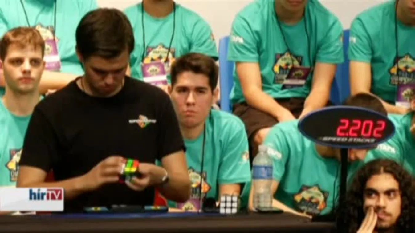 Felfedező – Nem csak kézzel lehet kirakni a Rubik-kockát