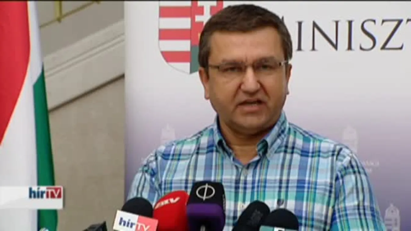 Czomba: 126 ezerrel dolgoznak többen, mint egy évvel ezelőtt