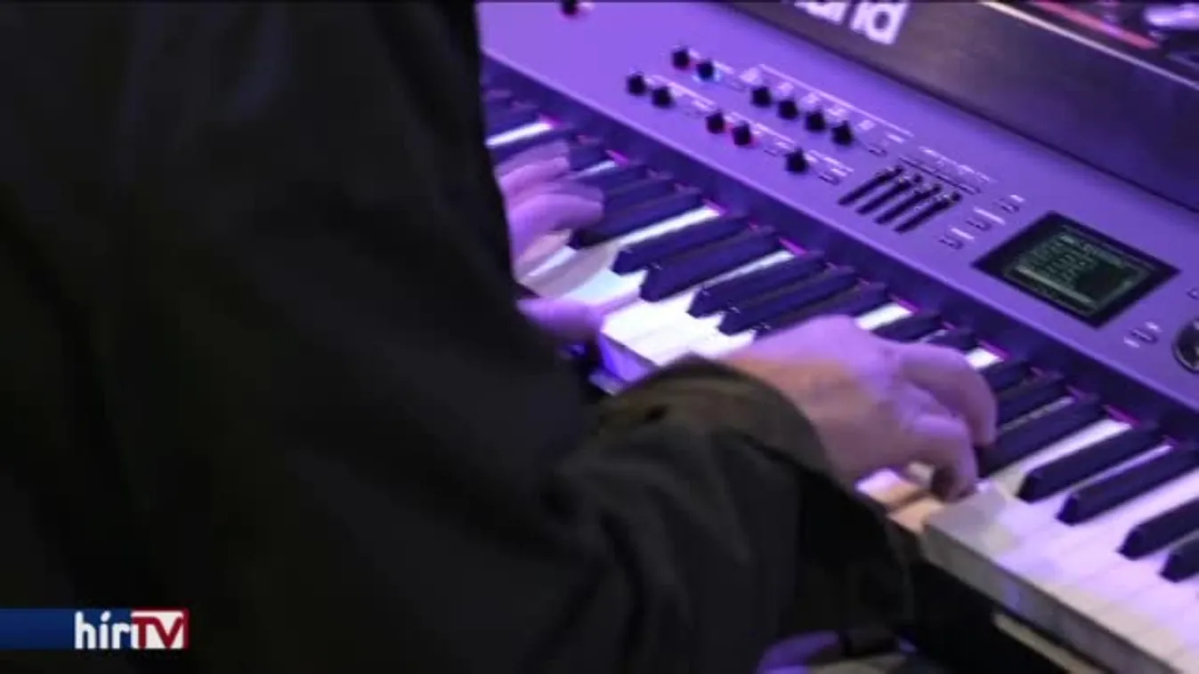 Reggeli járat – Újra Hangfoglalás a Syma Csarnokban