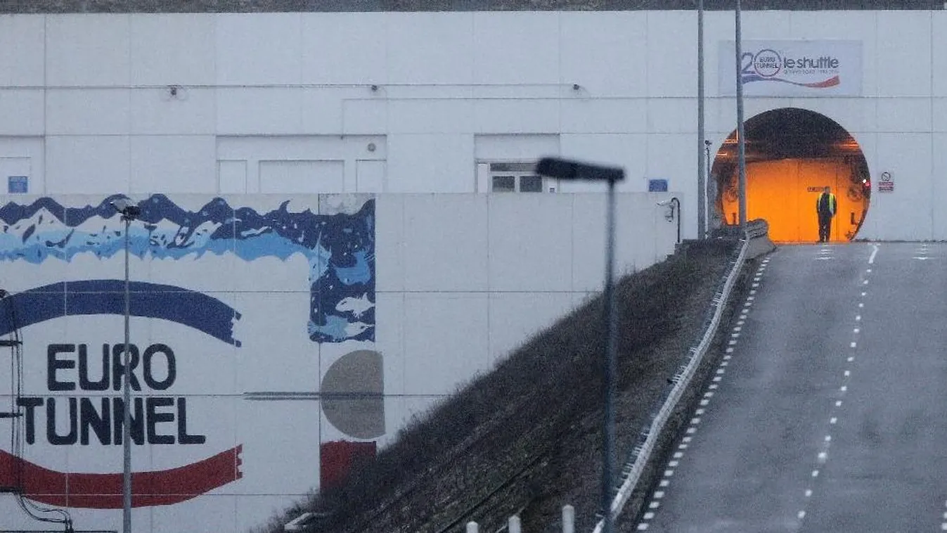 Újraindult a vasúti közlekedés a Csalagútban