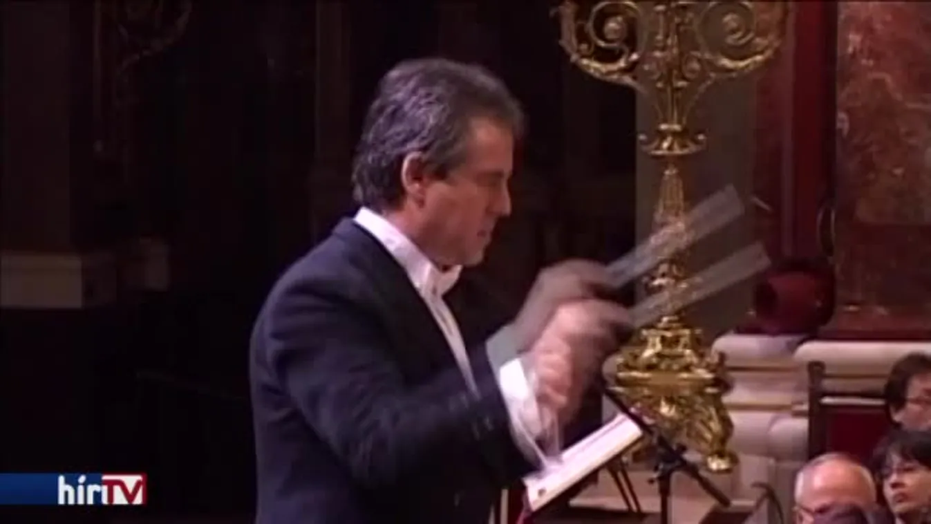 Reggeli járat - Verdi Requiemje a Szent István Bazilikában