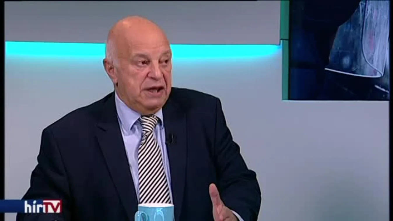 Reggeli járat – Mi lehet Angela Merkel stratégiája?