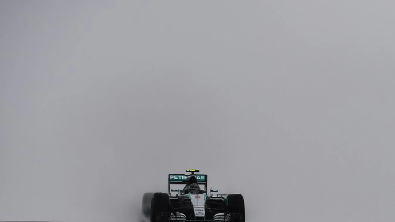 Rosbergé a pole pozíció