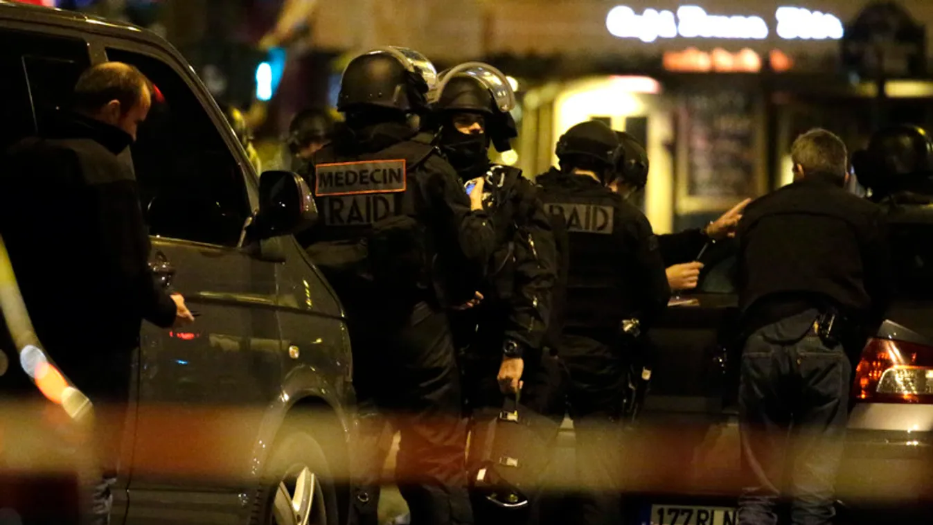 Párizsi terror: kimenekítették a túszokat, rengeteg a halott