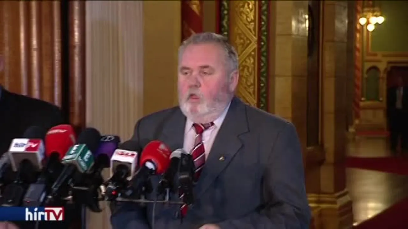 Gőgös Zoltán a haszonbérbe adott földek bérleti díjáról