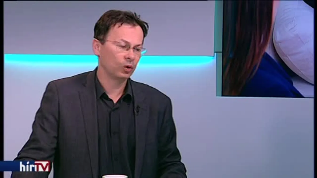 Reggeli járat – Vizsgálatot követelnek a pszichiáterek