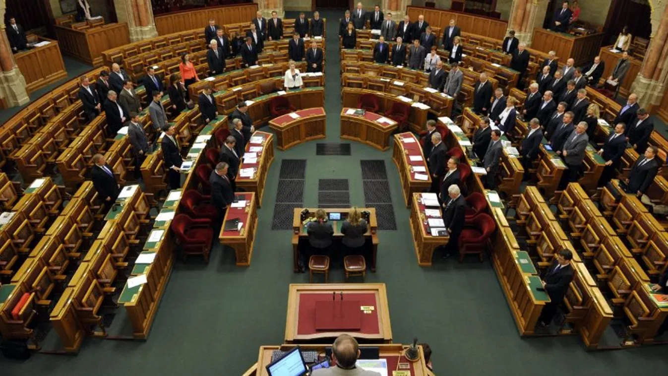 Terítéken a költségvetés módosítása