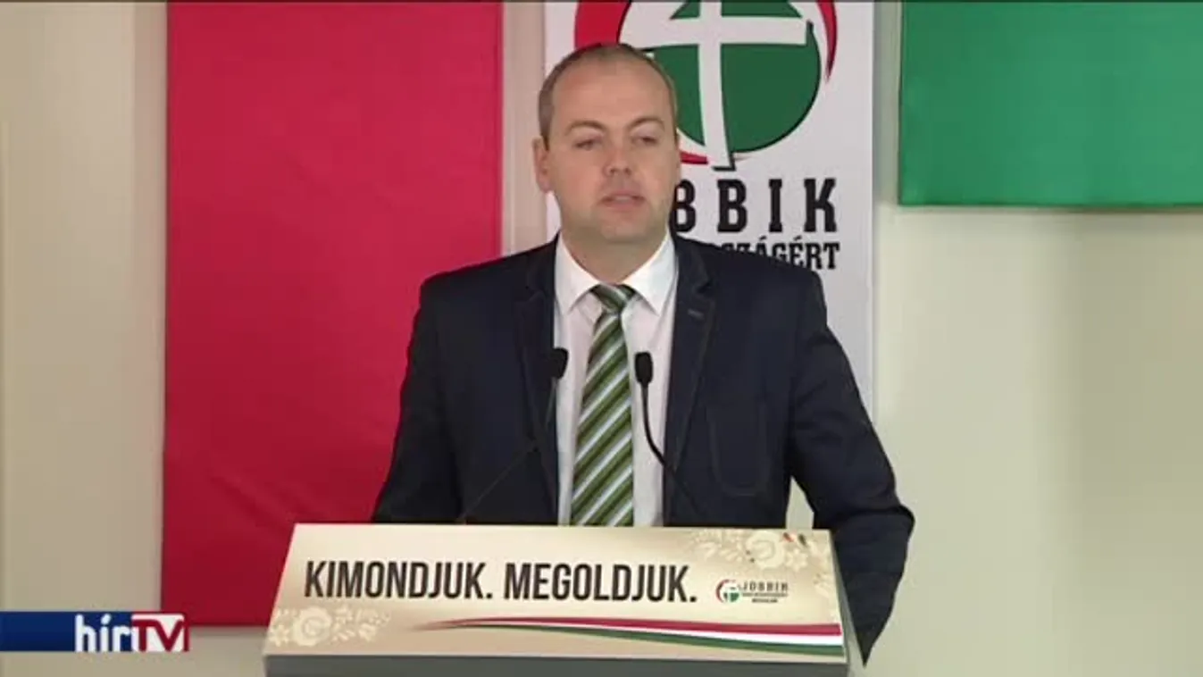 Jobbik: a Fidesz külföldieknek árusítja ki a magyar földet