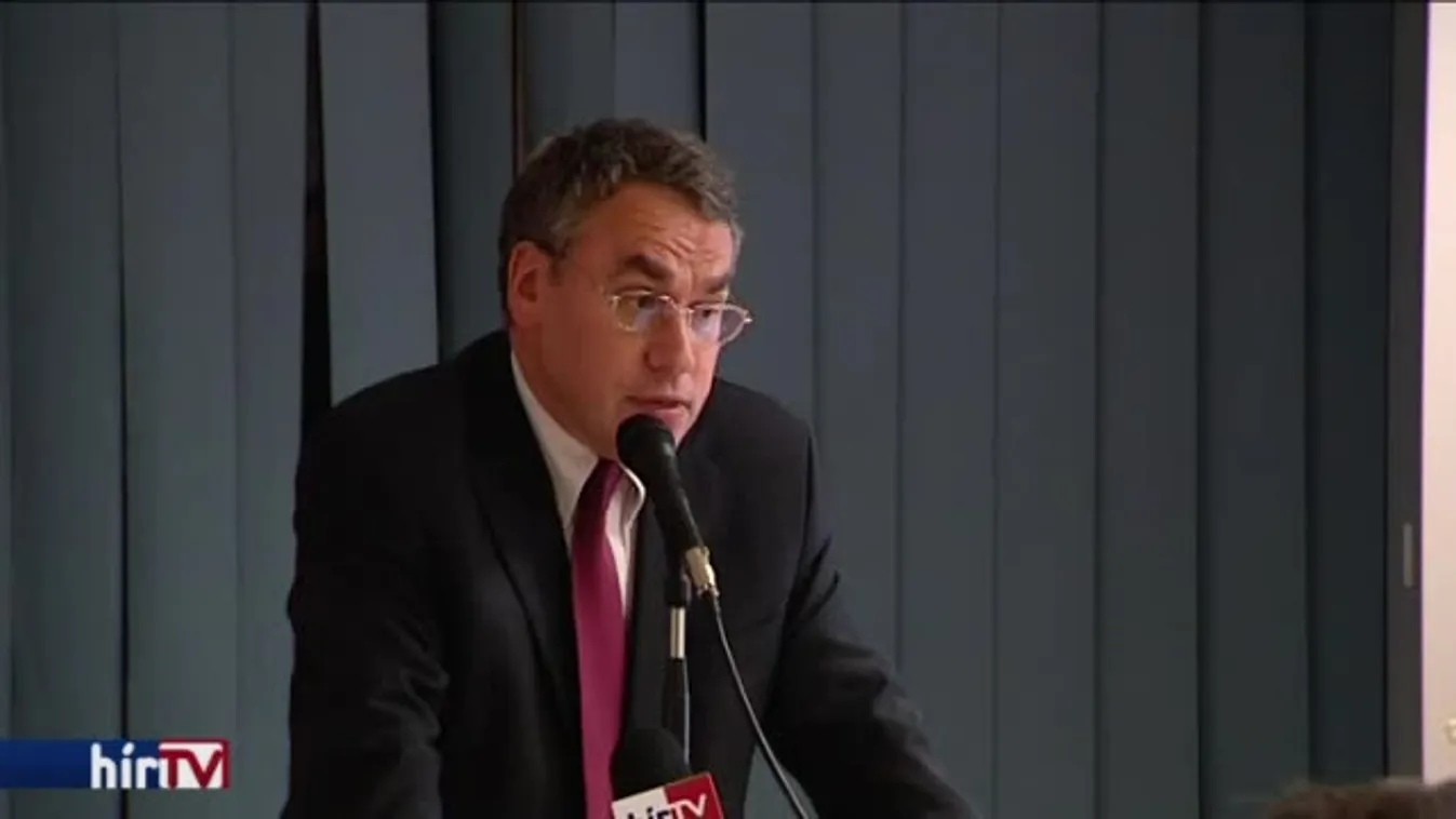 Bankszövetség: A polgári családok legtehetségesebbjei bankárnak menjenek