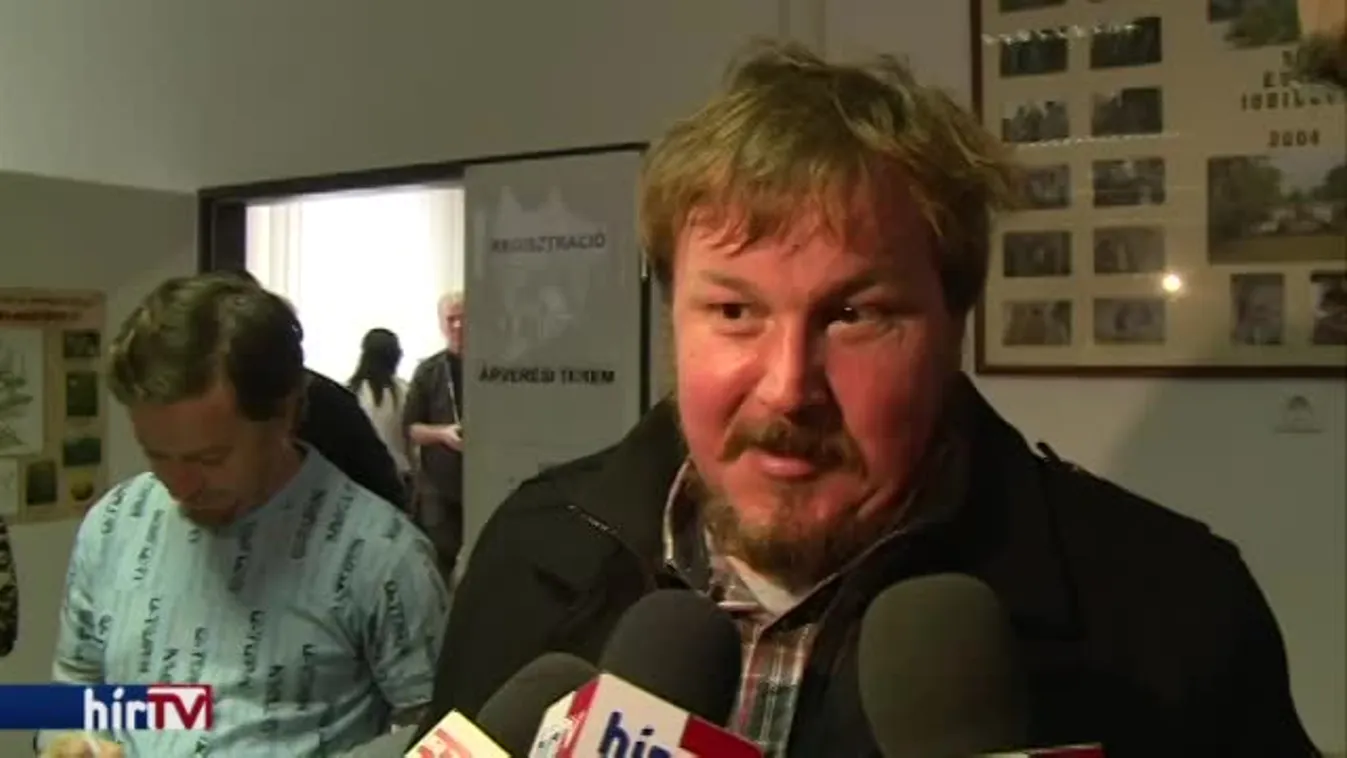 Soroló – A földlicit első napja