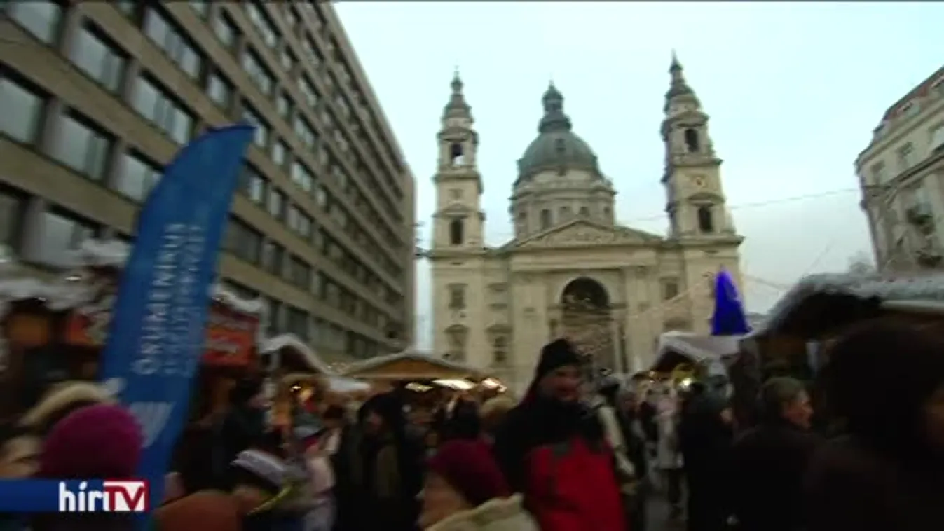 Rászoruló gyermekeknek sütöttek mézeskalácsot az Ökumenikus Segélyszervezet jószolgálati nagykövetei