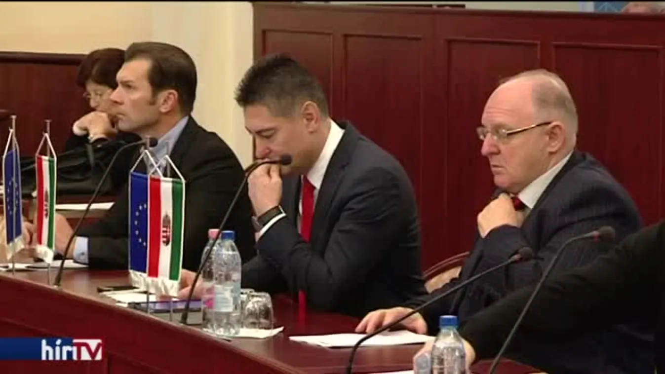 Csak annyi biztos, a főváros kiszáll