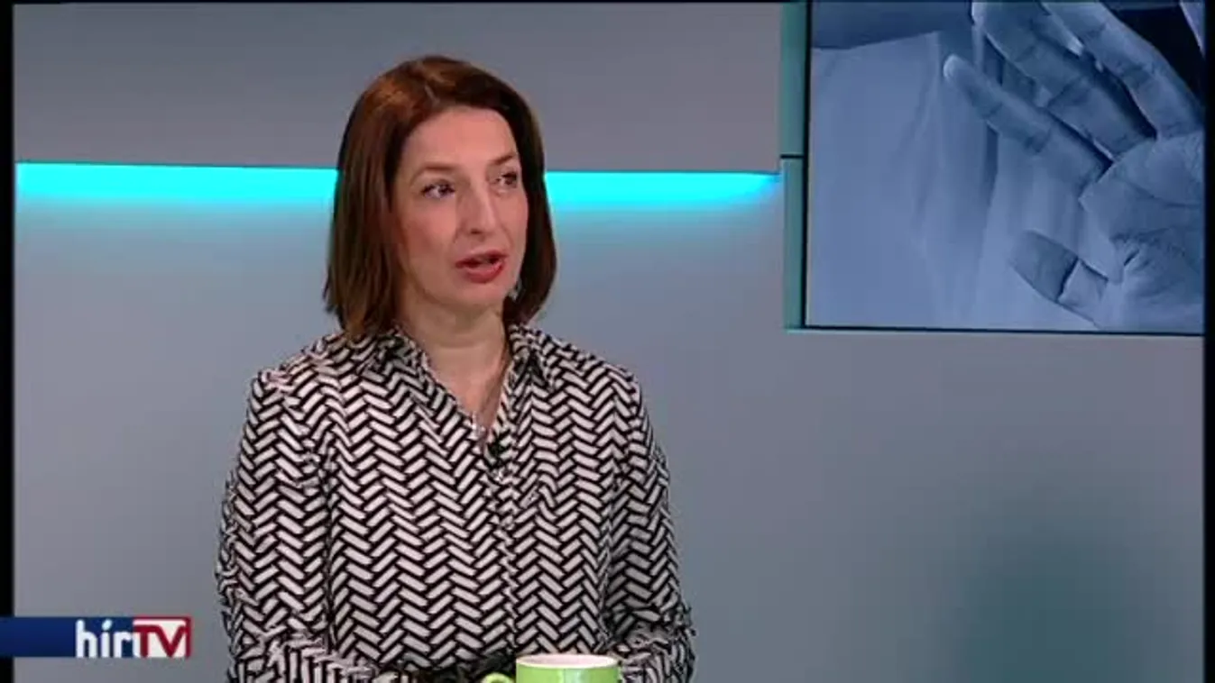 Reggeli járat - Bántalmazott nők