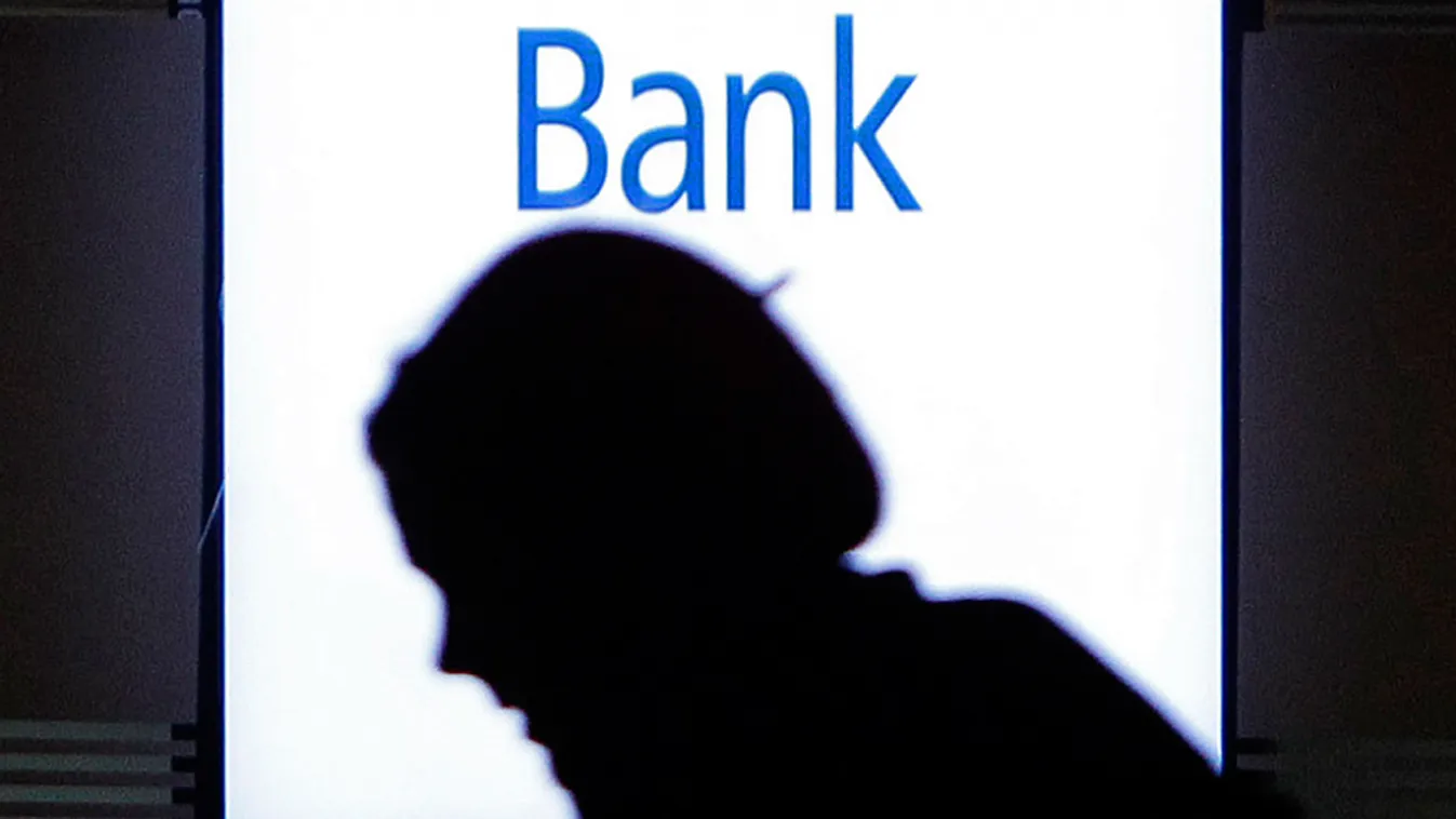 Januártól csökken a bankadó