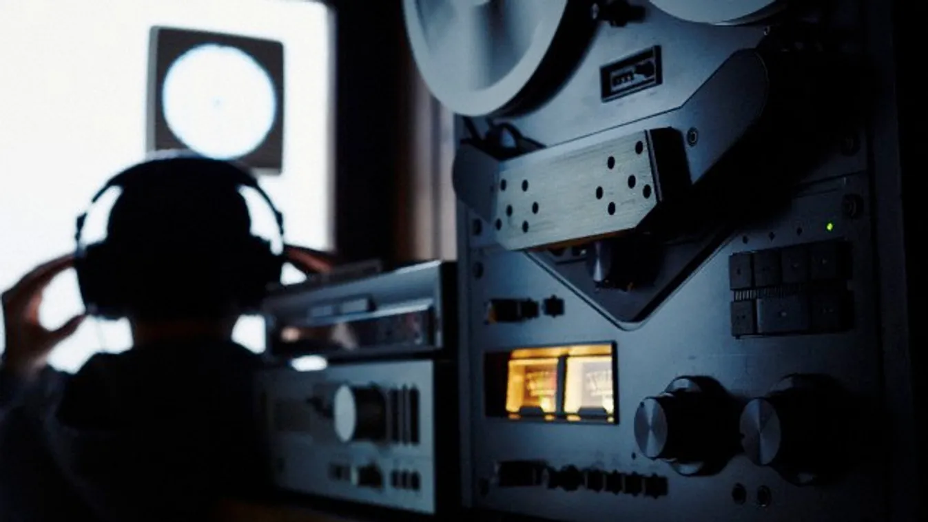 Titokban – Reggeli járat