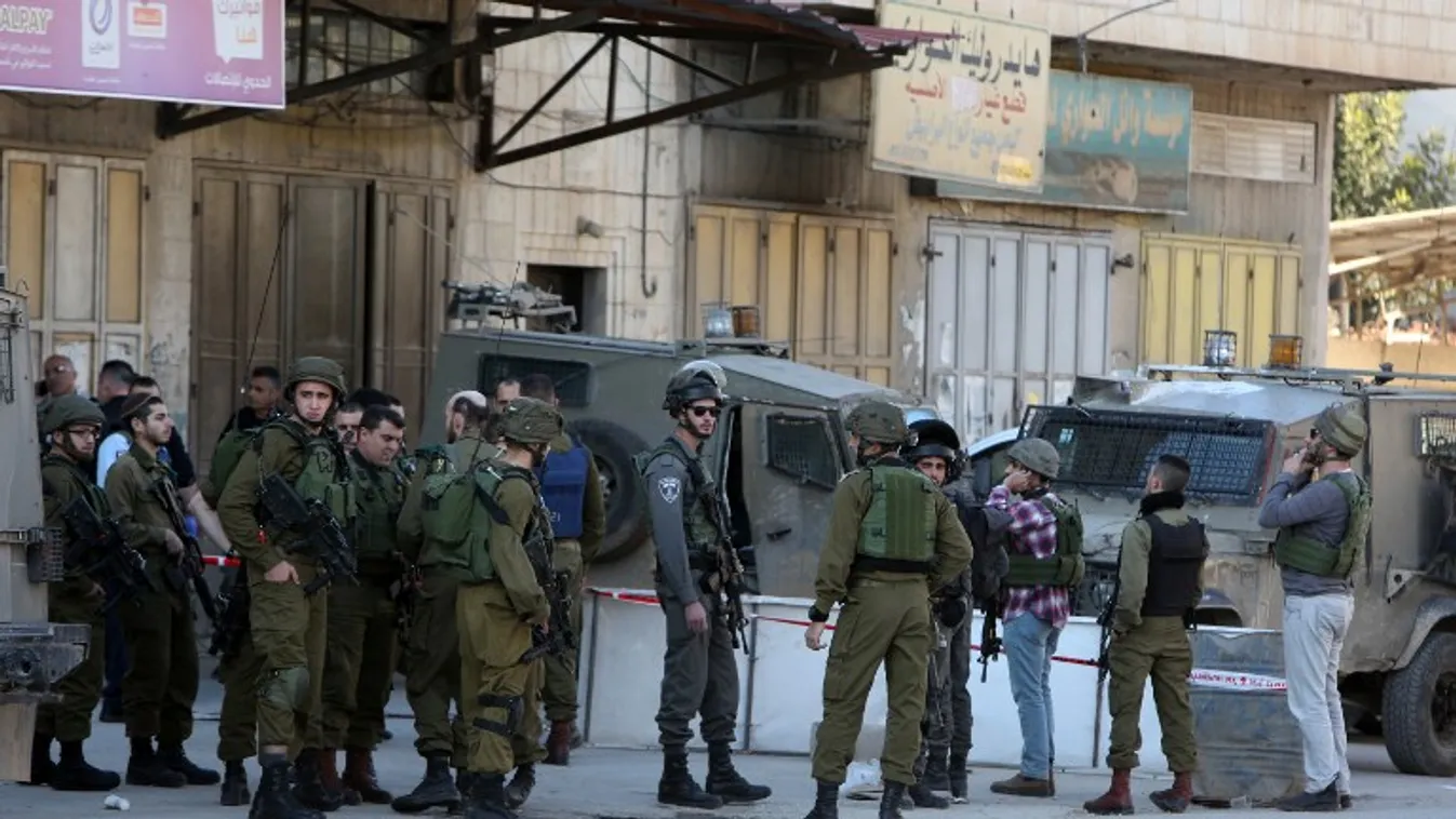 Agyonlőttek két, katonára támadó palesztint