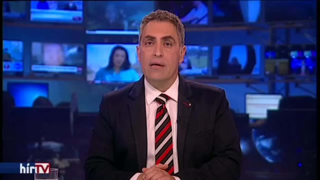 Lázár: Amíg Orbán Viktorék futballt néznek, én dolgozom