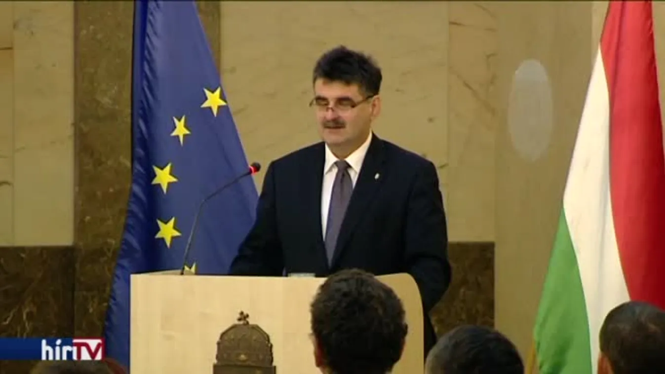 A közfoglalkoztatásban kiemelkedően teljesítő önkormányzatokat jutalmazta a Belügyminisztérium