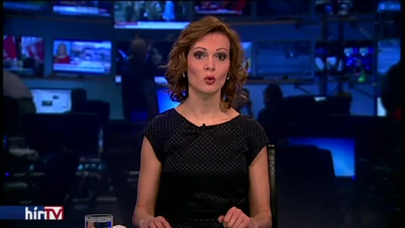 Döntöttek: azonnal bonthatóak a Mahir hirdetőoszlopai