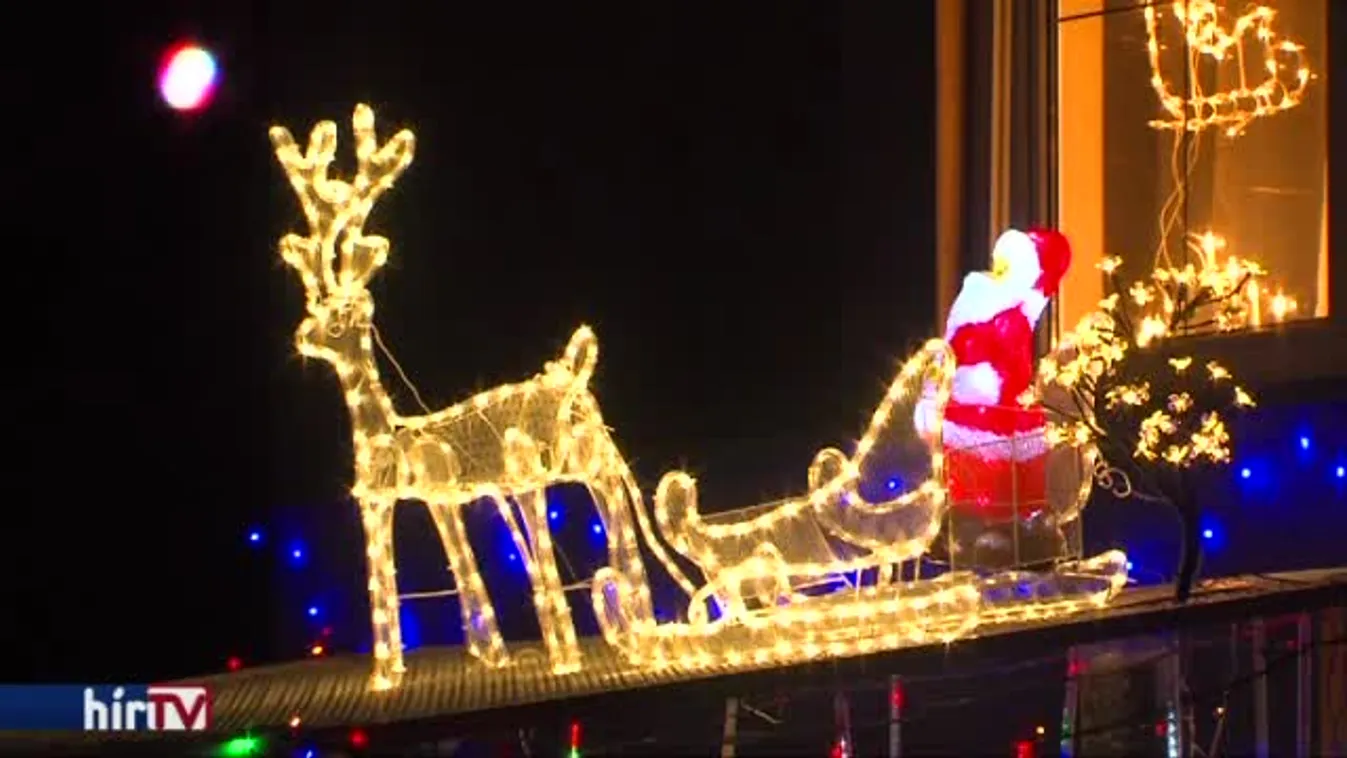 Negyvenezer égővel díszítettek fel egy házat Helesfán