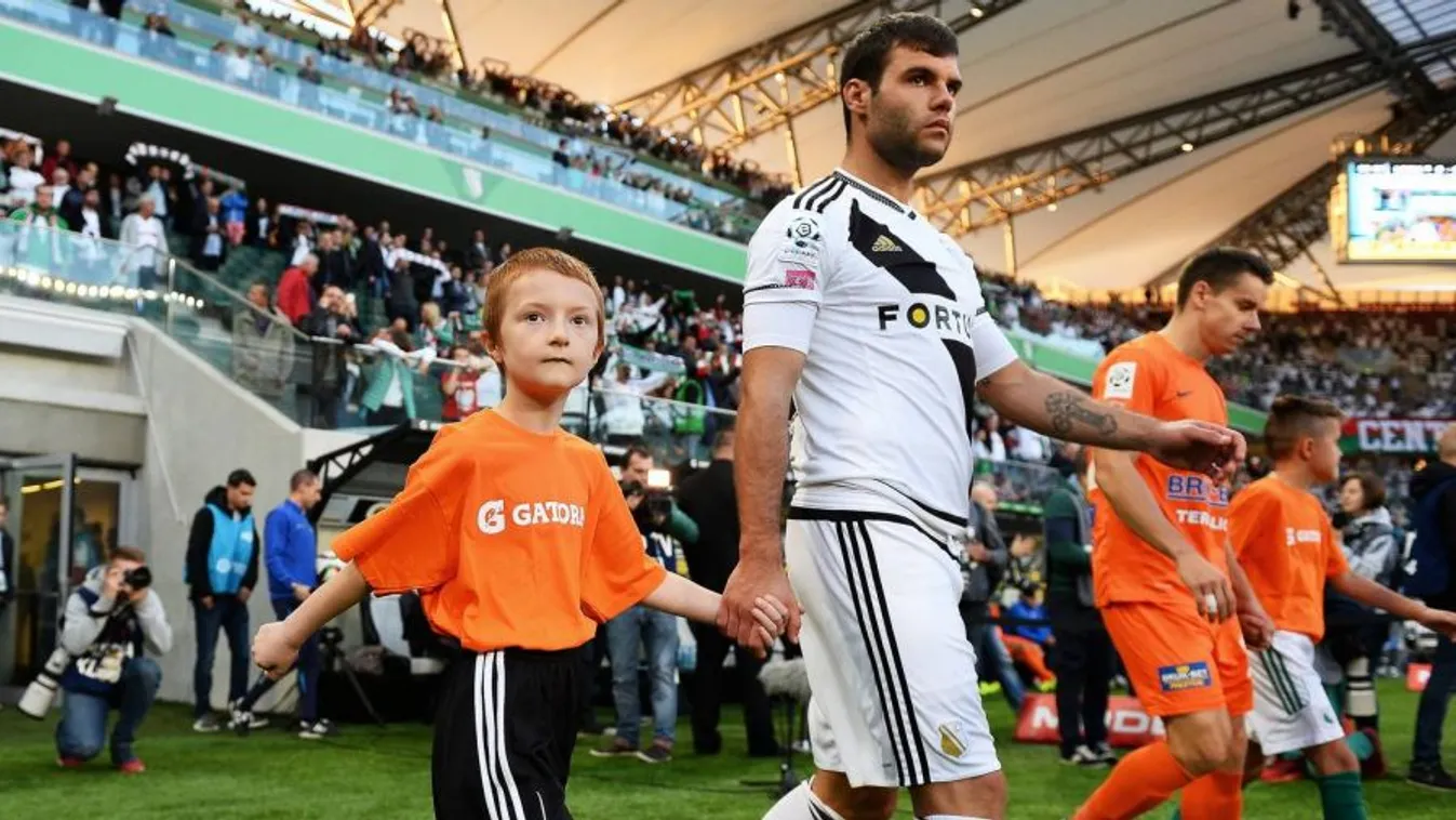 Nikolicsot választották a legjobbnak