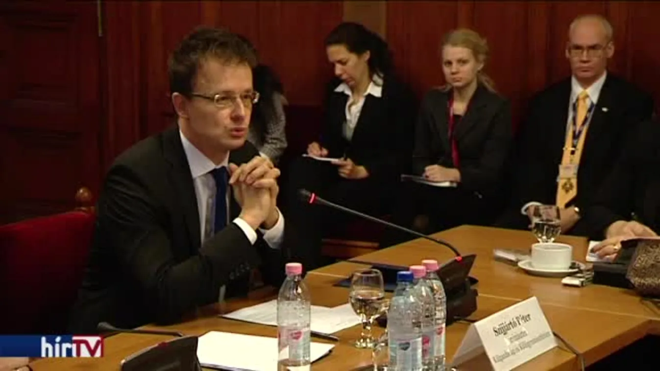 Szijjártó Péter külgazdasági és külügyminiszer tájékoztatója az európai ügyek bizottságában