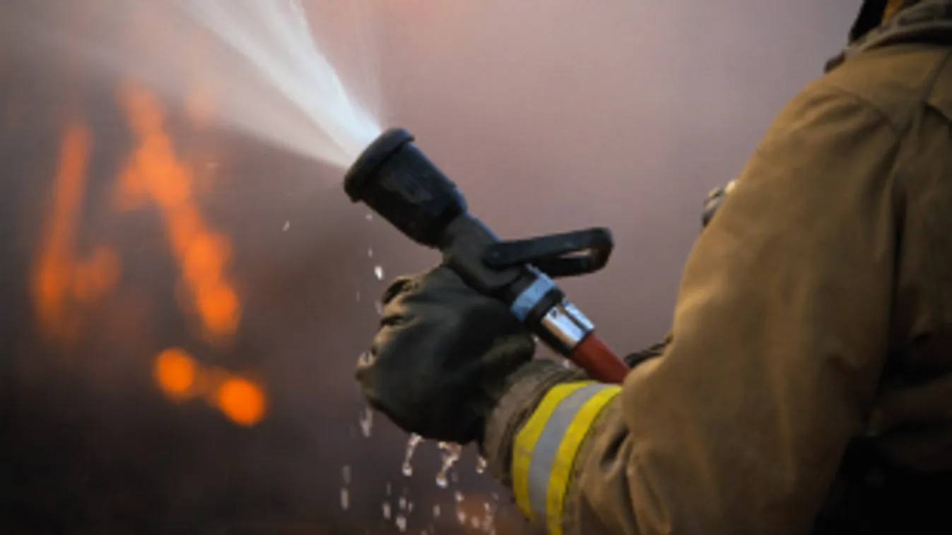 Tizennégyen vesztek oda a lángoló buszban