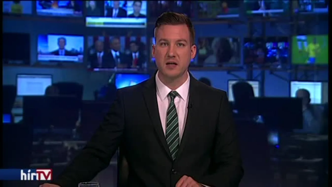 A Belügyminisztériumba csapódott egy Porsche