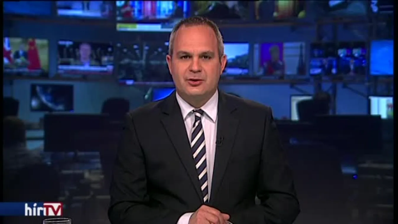 Közalkalmazottak százezrei kerültek veszélybe