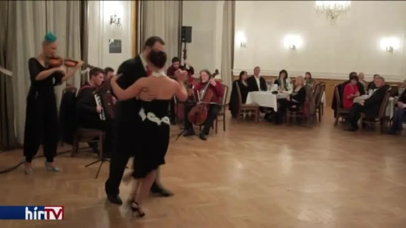 Reggeli járat – Egy vidám jazz, egy szenvedélyes tangó