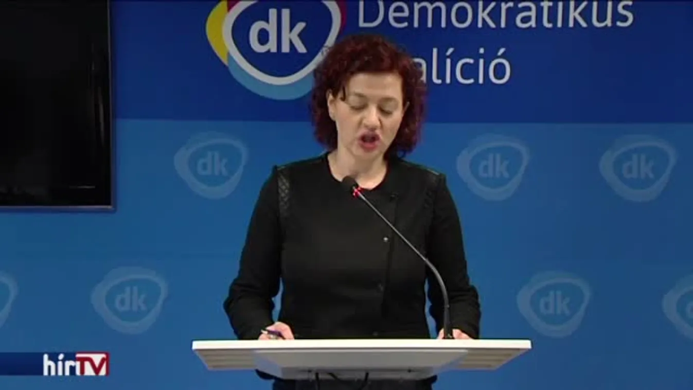 A sorkatonaság szétbombázná a családokat a DK szerint