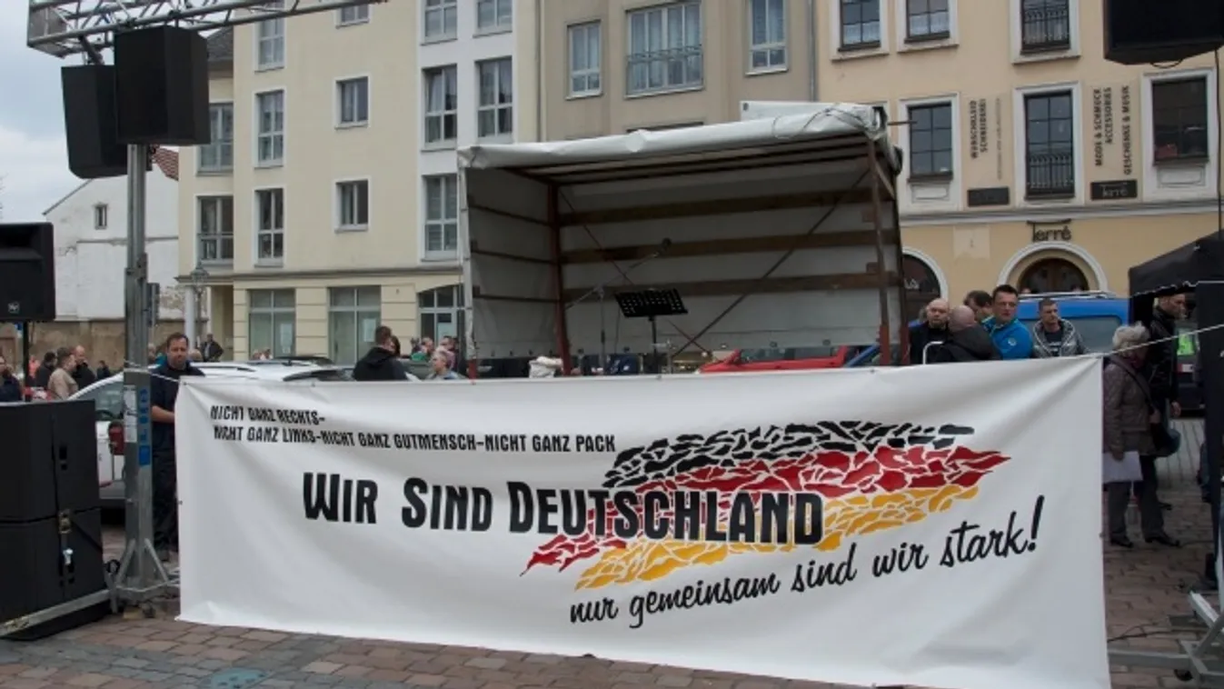 Példaként tekintenek Magyarországra