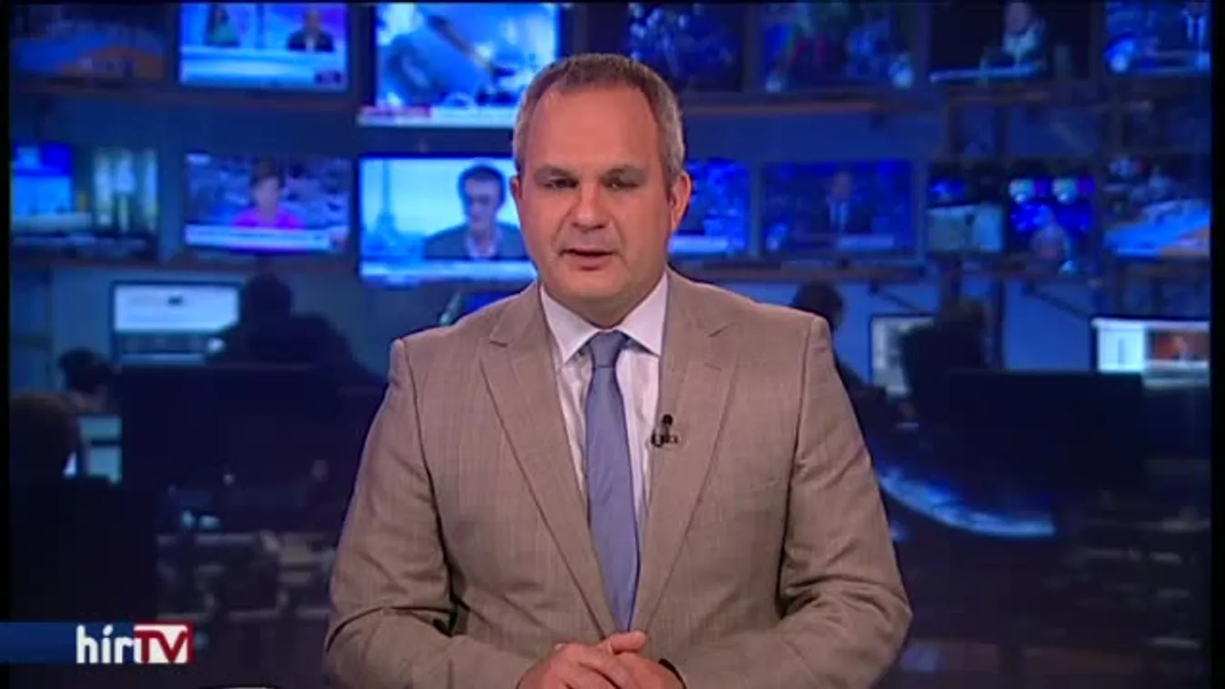 Összeütköztek, lezuhant két helikopter