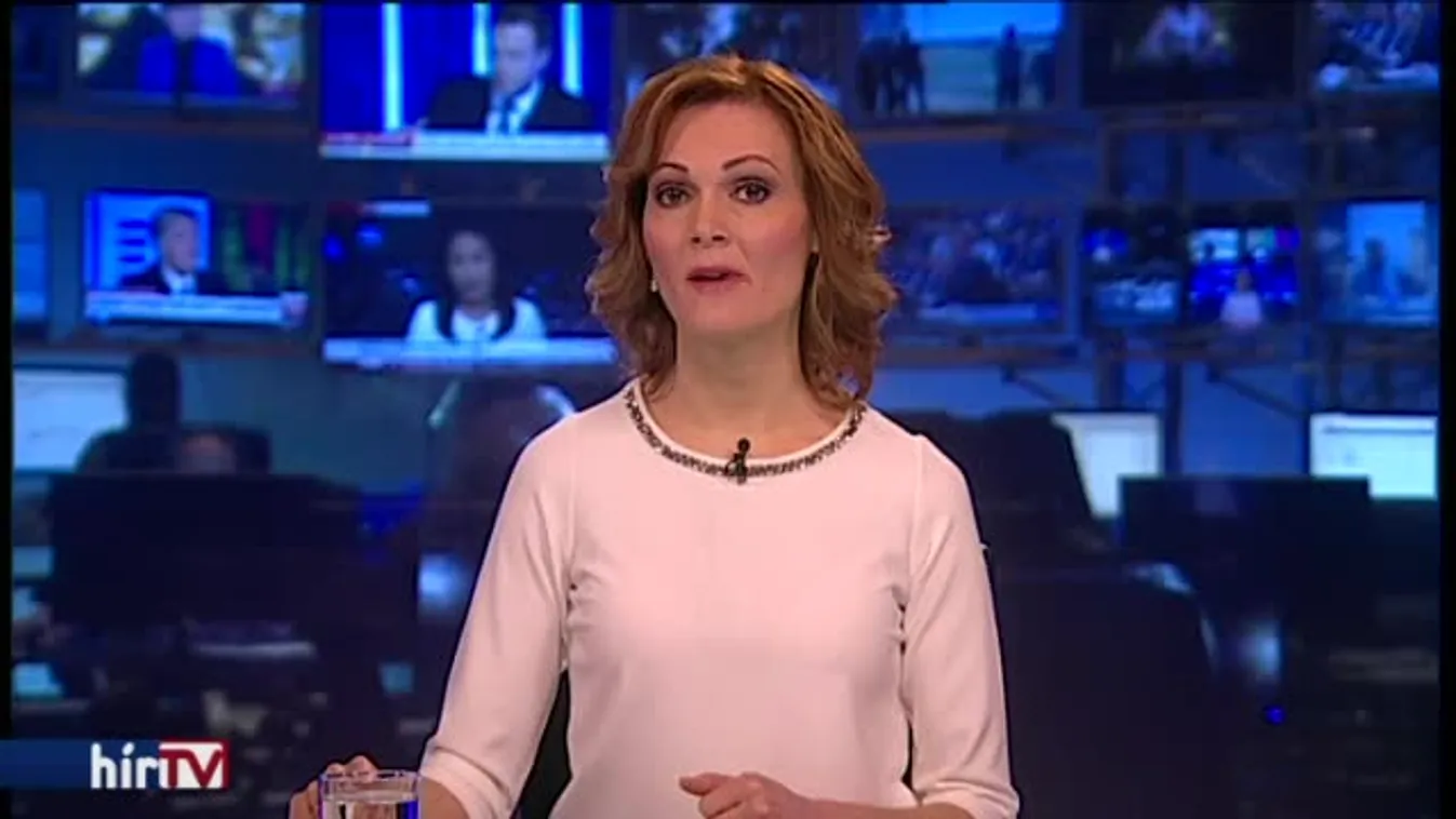 Turistabuszra nyitottak tüzet a gízai piramisoknál