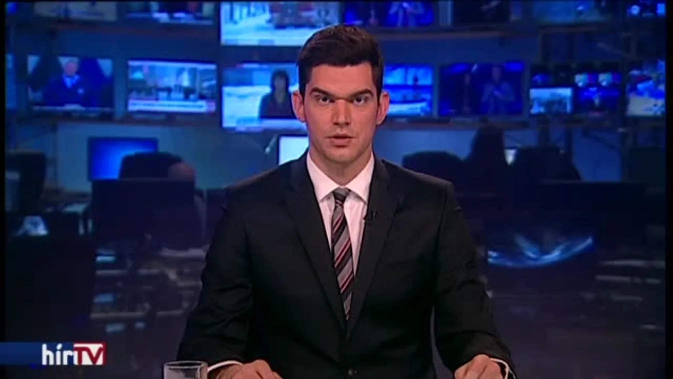 Taxisok vertek össze egy Uber-sofőrt